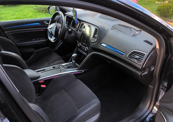 Renault Megane cena 41800 przebieg: 162000, rok produkcji 2016 z Kielce małe 172
